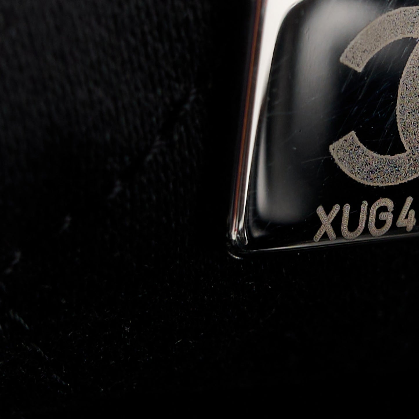 Shiny Calfskin Quilted Mini Chanel 22 Black