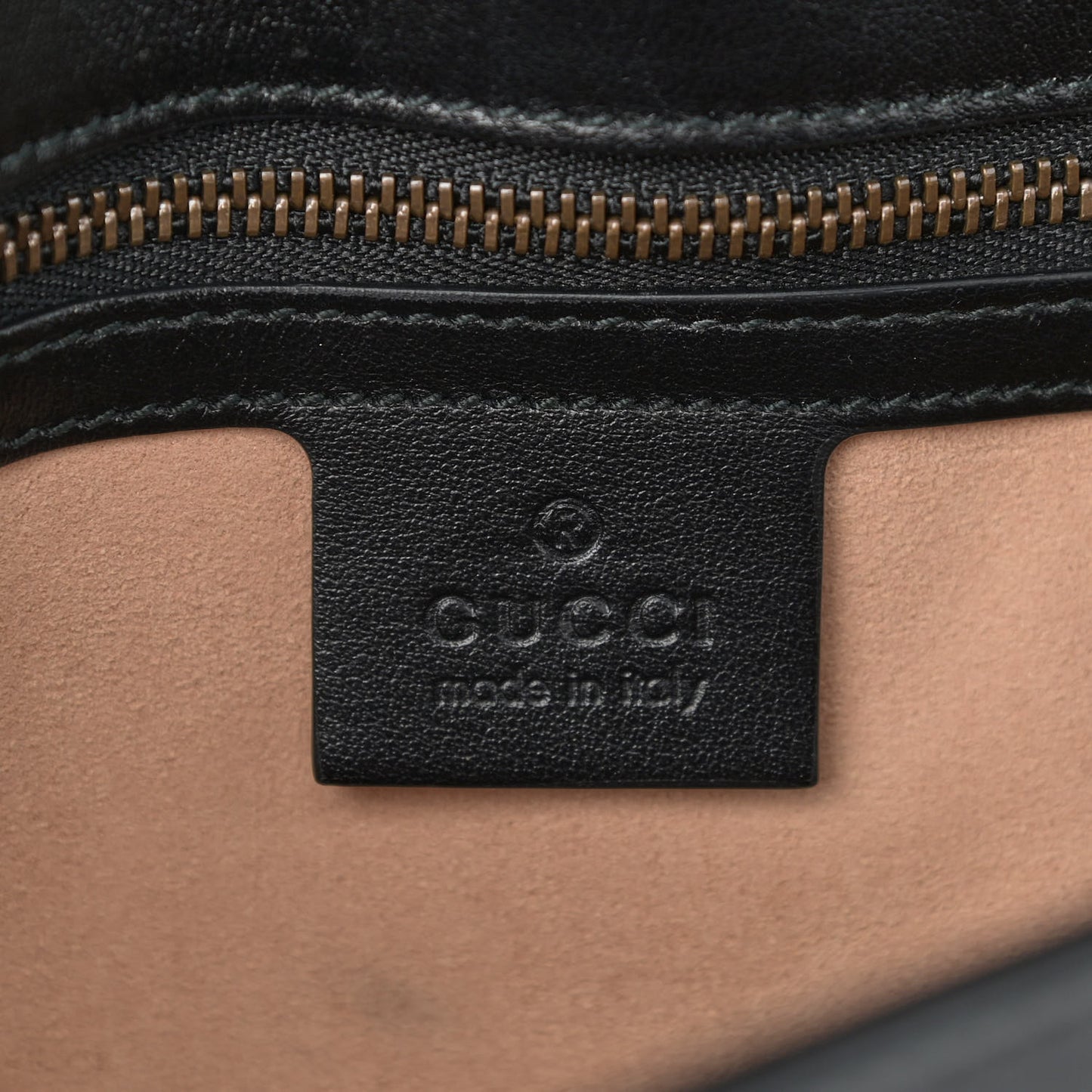 Calfskin Matelasse Small GG Marmont Shoulder Bag Black