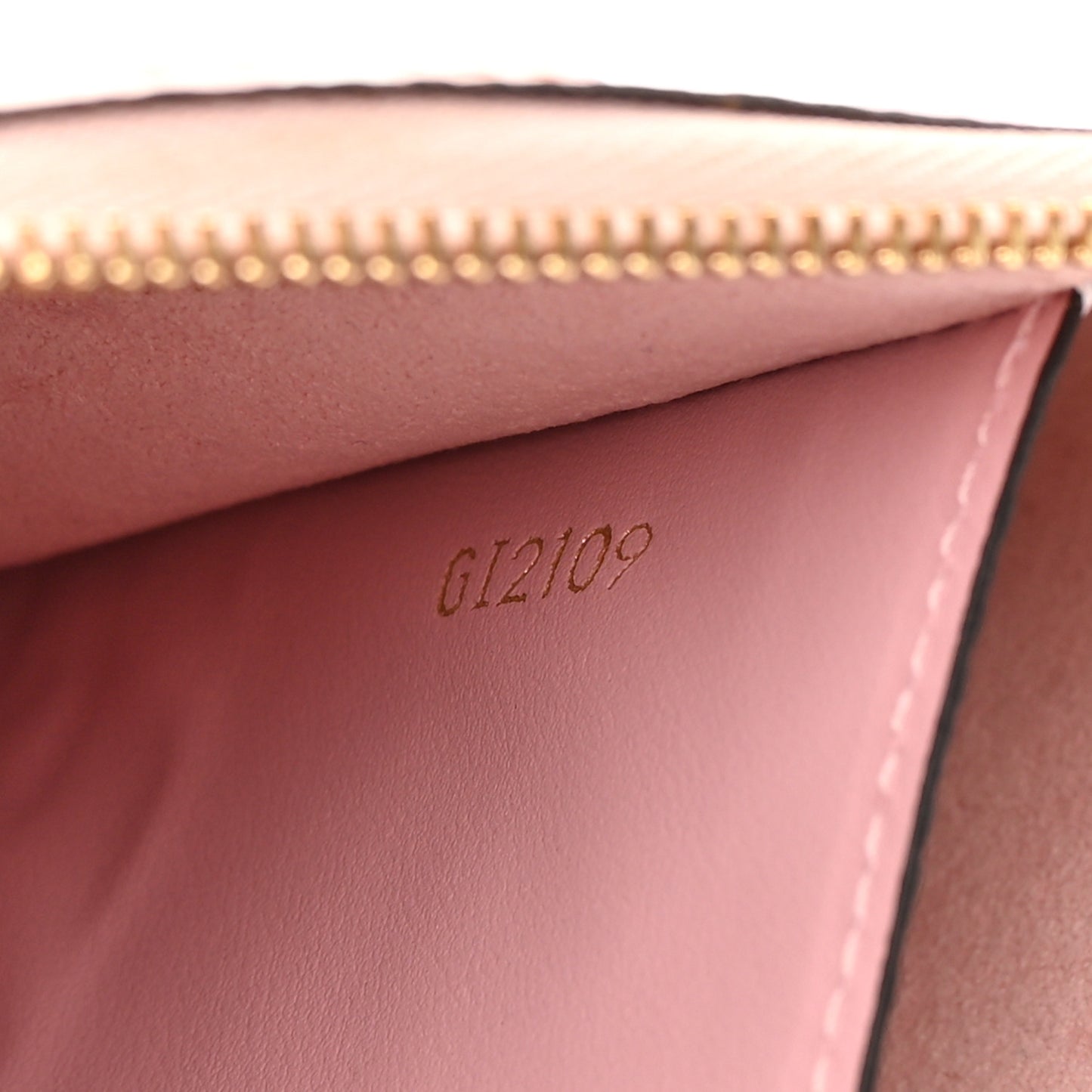 Monogram Giant Double Zip Pochette Rouge