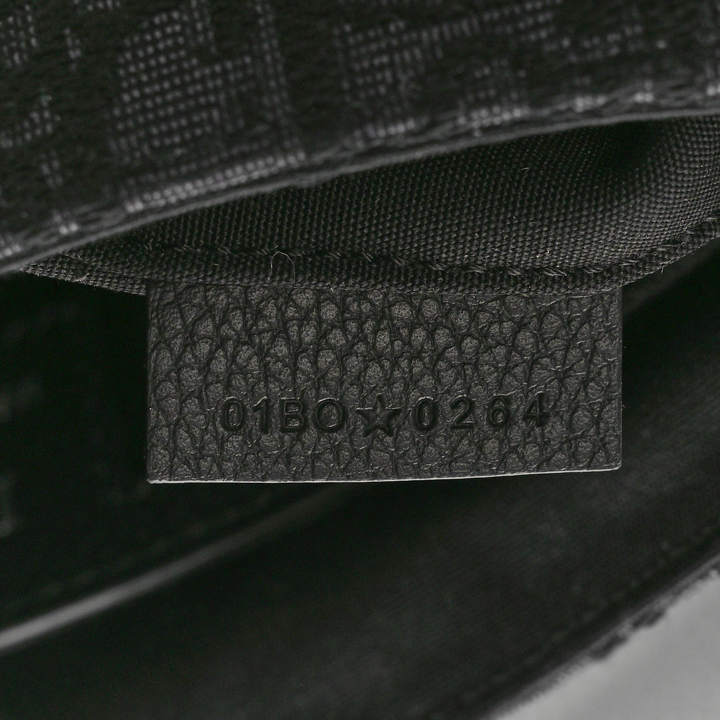 Oblique Jacquard Grained Calfskin Saddle Messenger Pouch Black