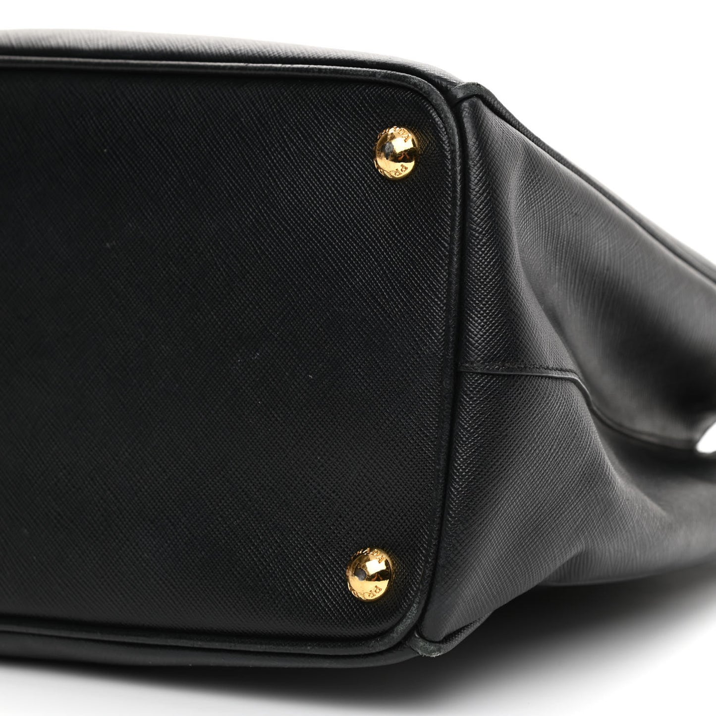 Saffiano Medium Galleria Double Zip Tote Black