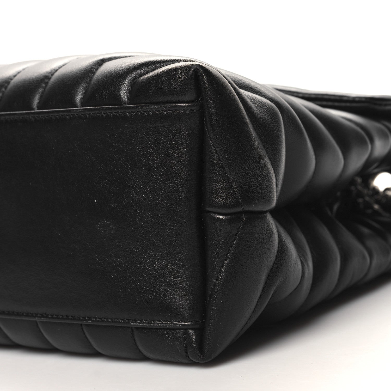 Saint Laurent Calfskin Y Quilted Monogram Medium Loulou Chain Satchel Black 10 of 10