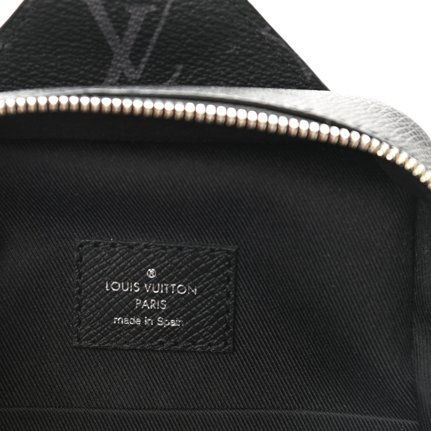 Taigarama Outdoor Slingbag Black