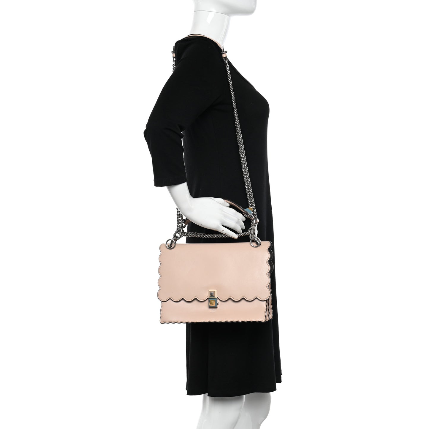 Vitello Liberty Scalloped Studded Kan I Shoulder Bag Plaster