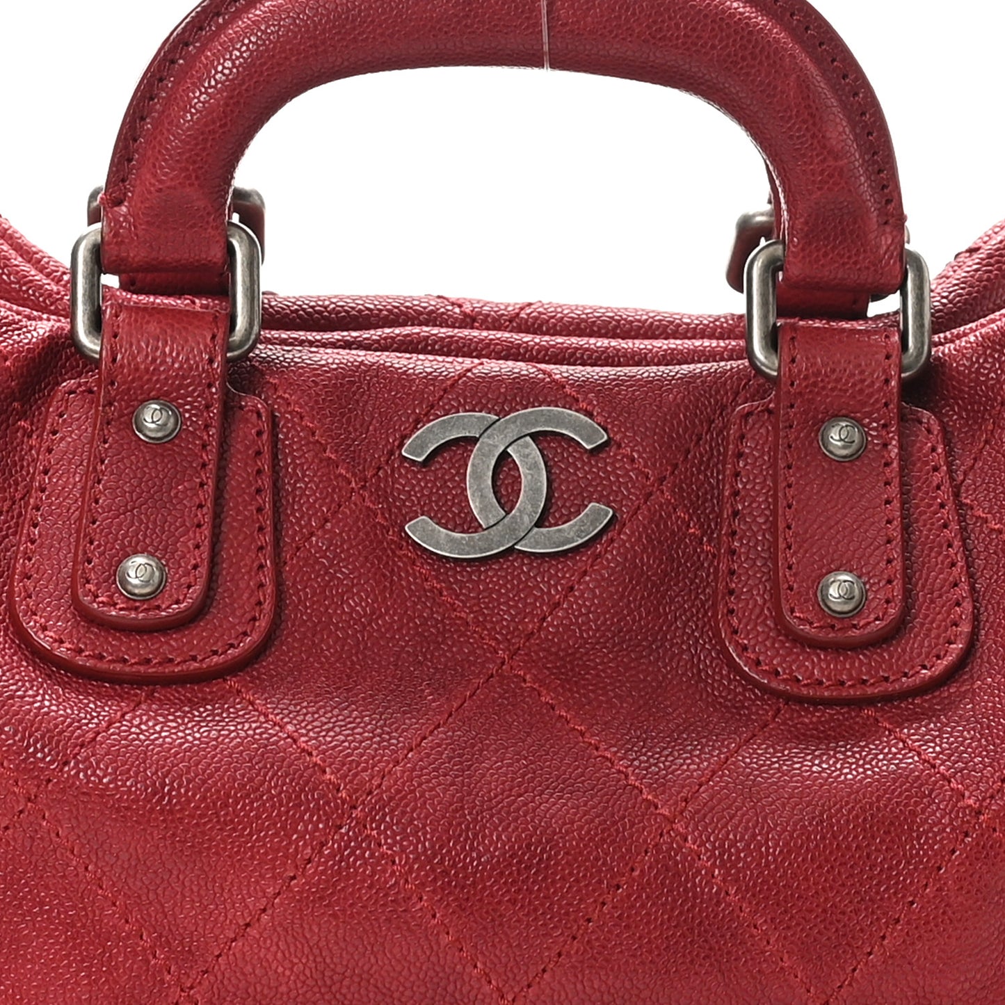 Caviar Small Outdoor Ligne Doctor Bag Red