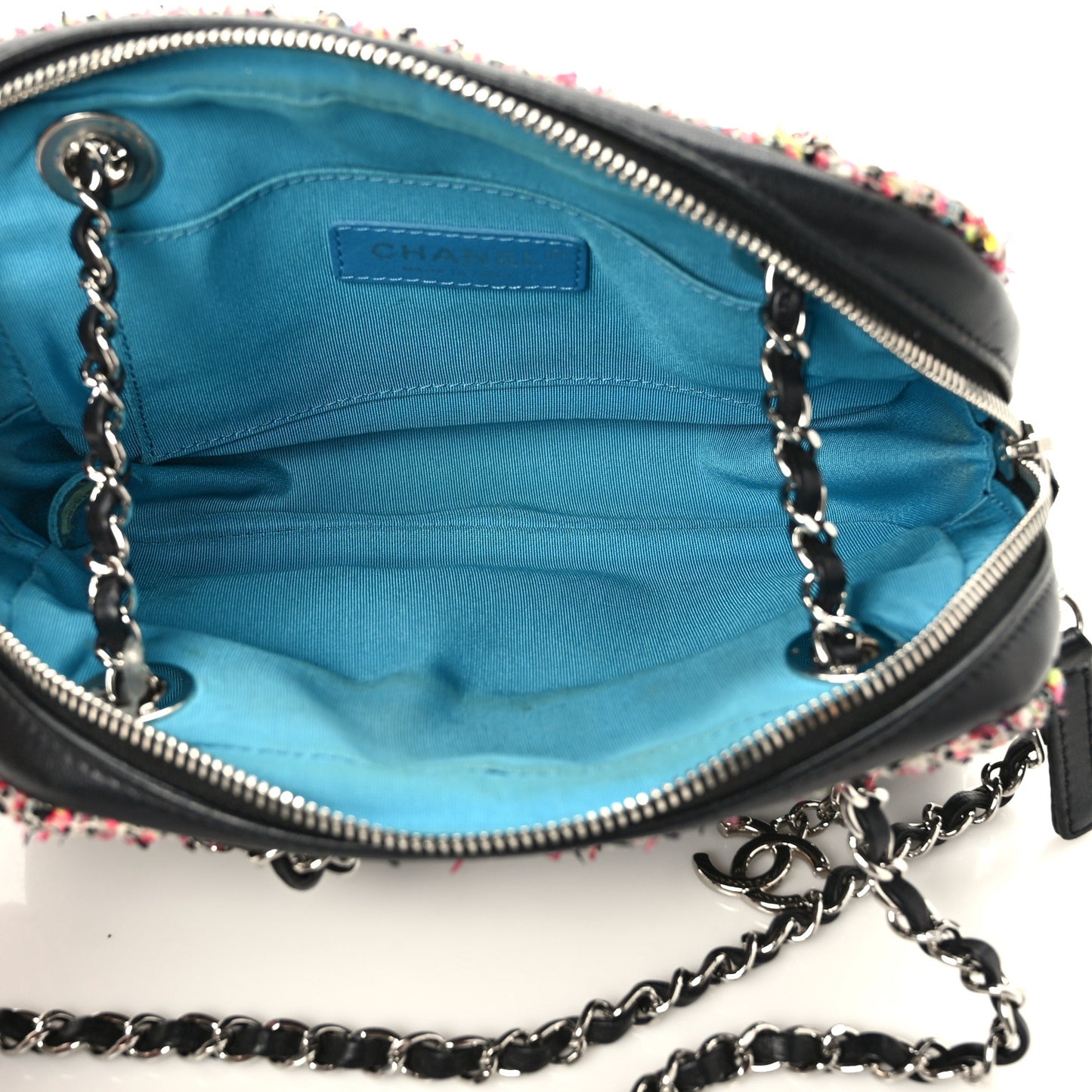 Lambskin Quilted Tweed Elegant Trim Front Zip Camera Case Black