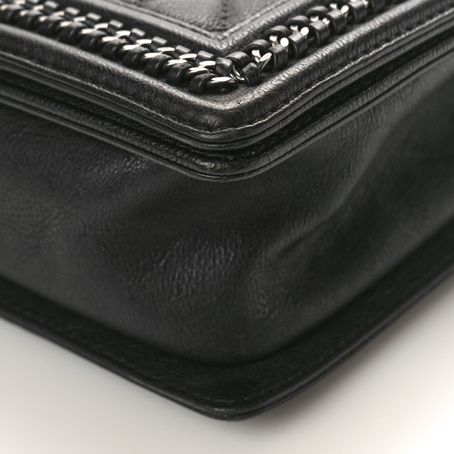 Goatskin Quilted New Medium Boy Handle Flap Black Black