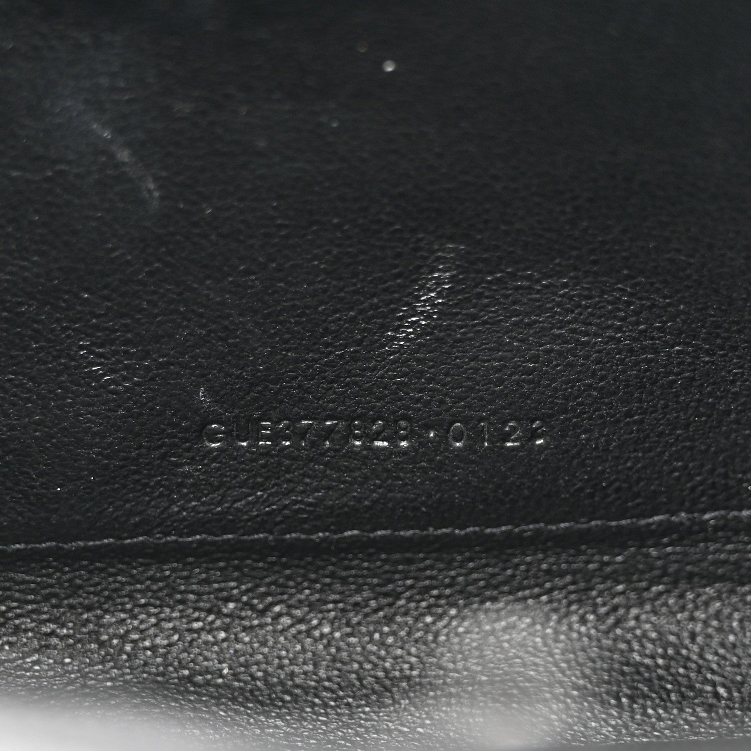 Saint Laurent Grain De Poudre Matelasse Chevron Monogram Monochrome Chain Wallet Black 8 of 12