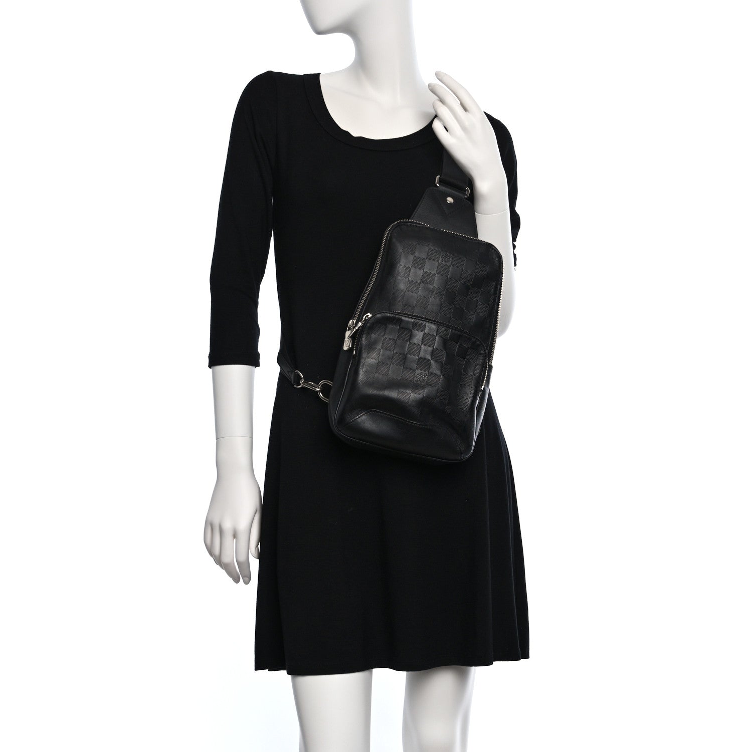 Louis Vuitton Damier Infini Avenue Sling Bag Onyx 2 of 8