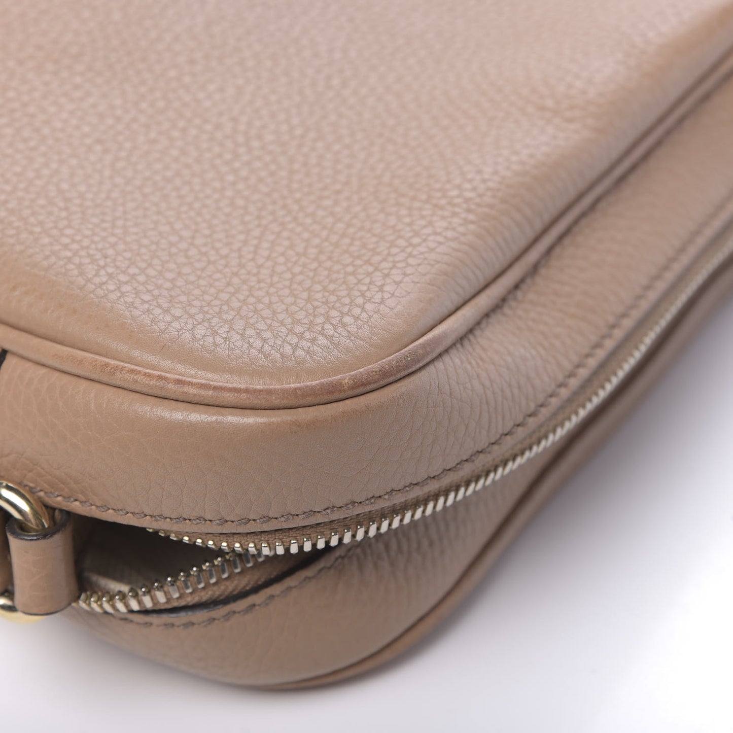 Pebbled Calfskin Small Soho Disco Bag Camelia