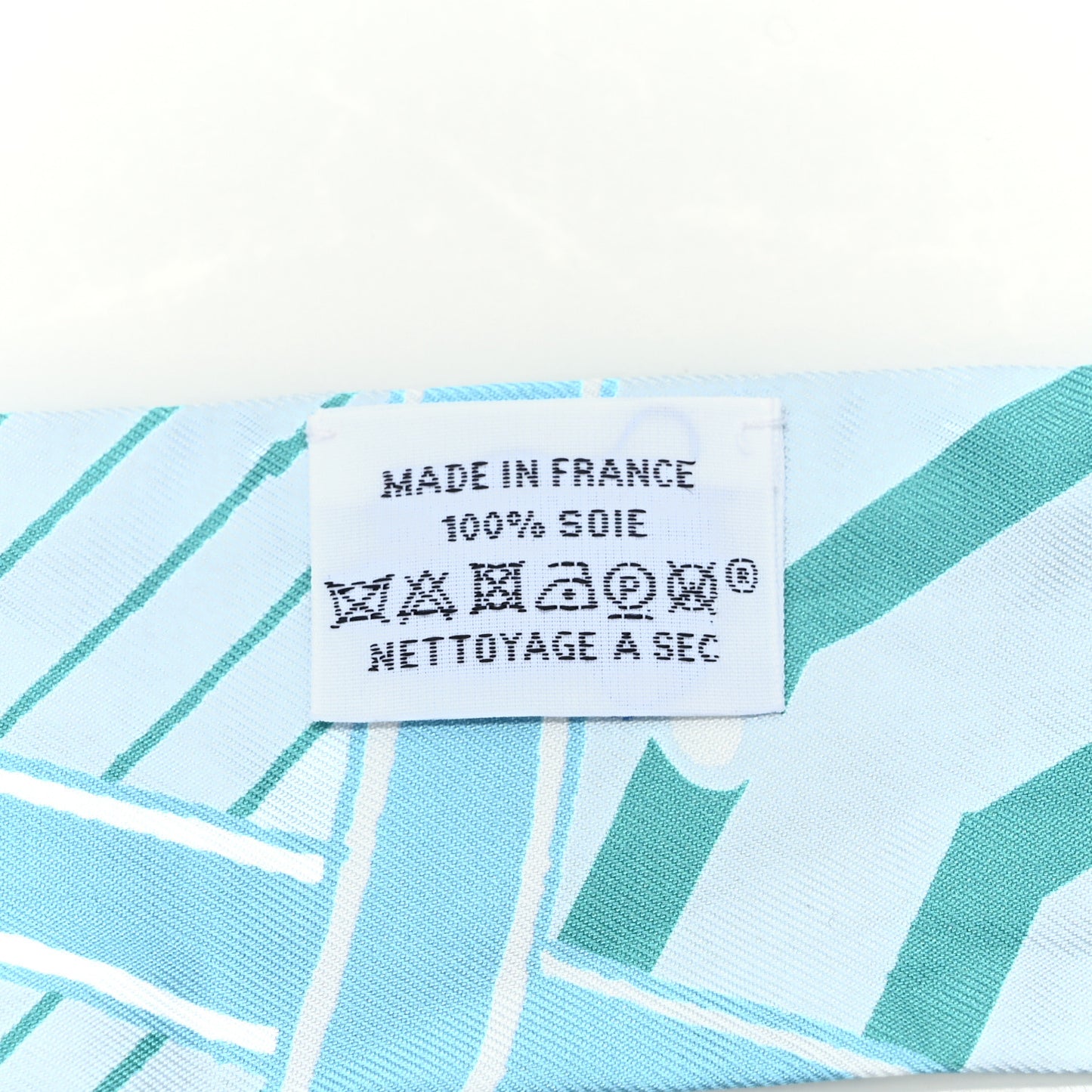Silk Jeu De Soie Uniforme Twilly Aqua