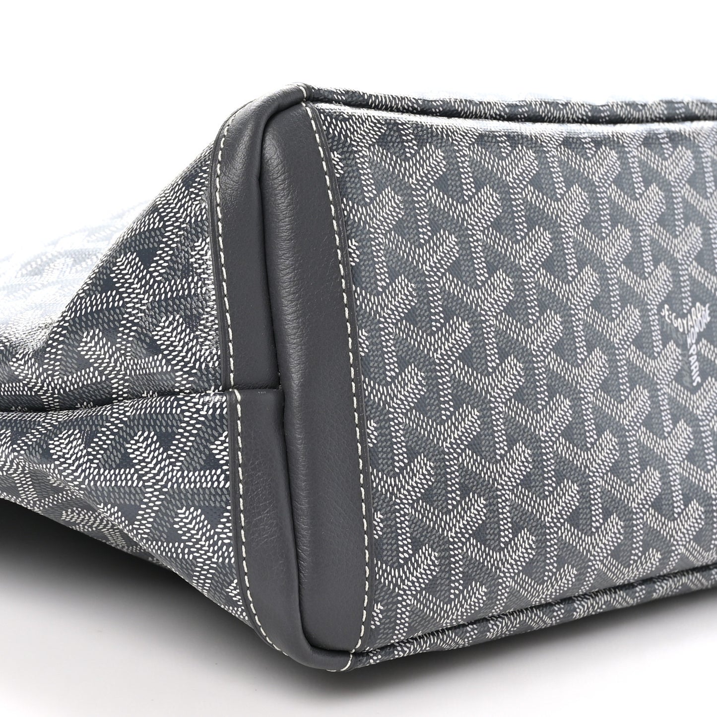 Goyardine Artois PM Grey