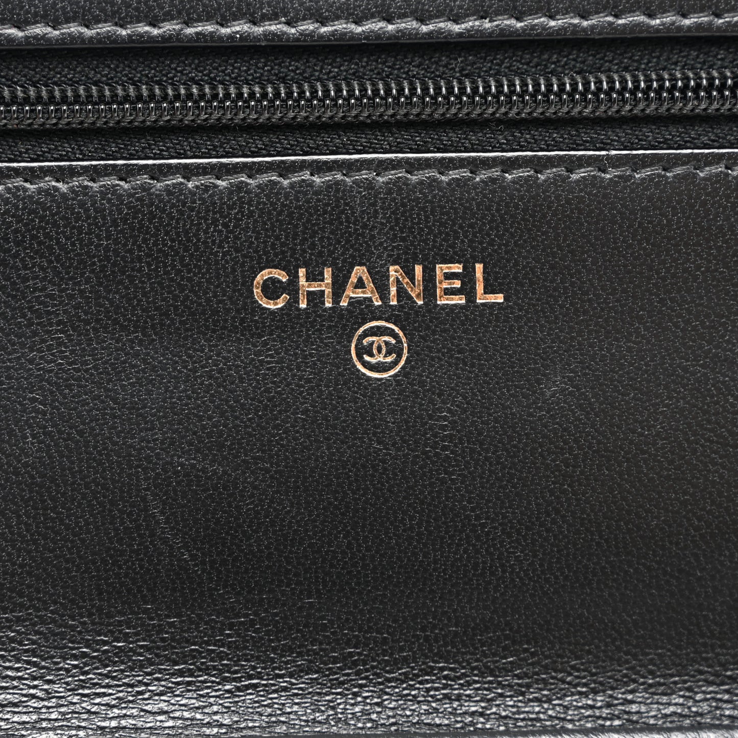 Lambskin Quilted Wallet On Chain WOC Black
