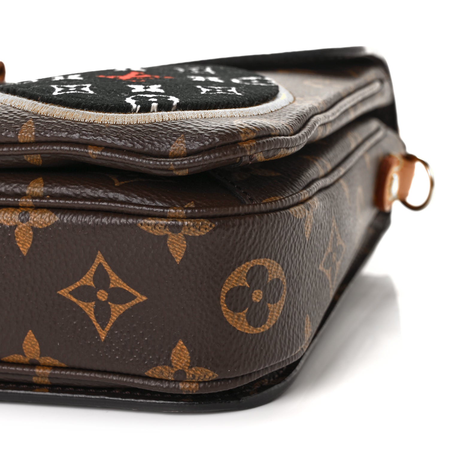 Louis Vuitton Monogram Patches Pochette Metis 8 of 9