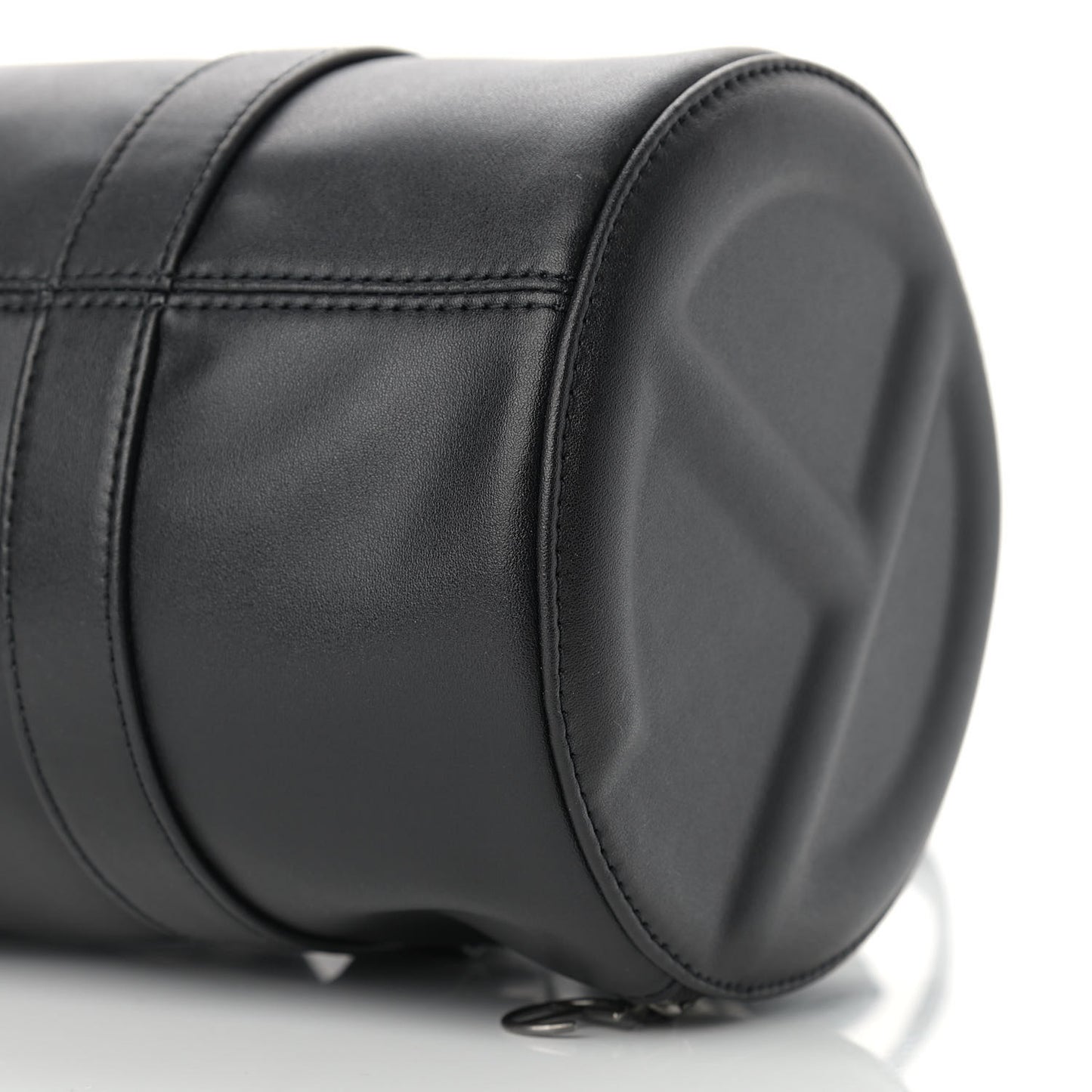 Vegan Leather Medium Duffle Black