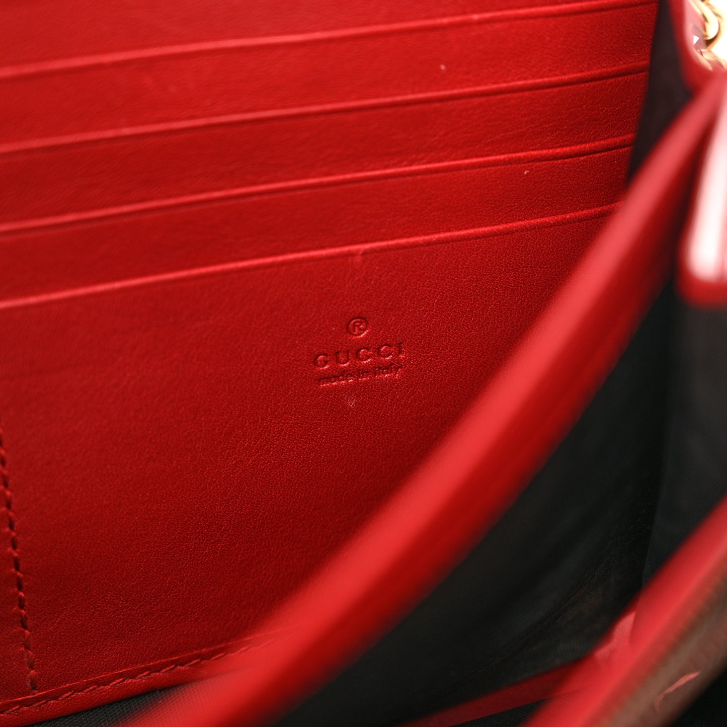 Calfskin Matelasse GG Marmont Chain Wallet Hibiscus Red