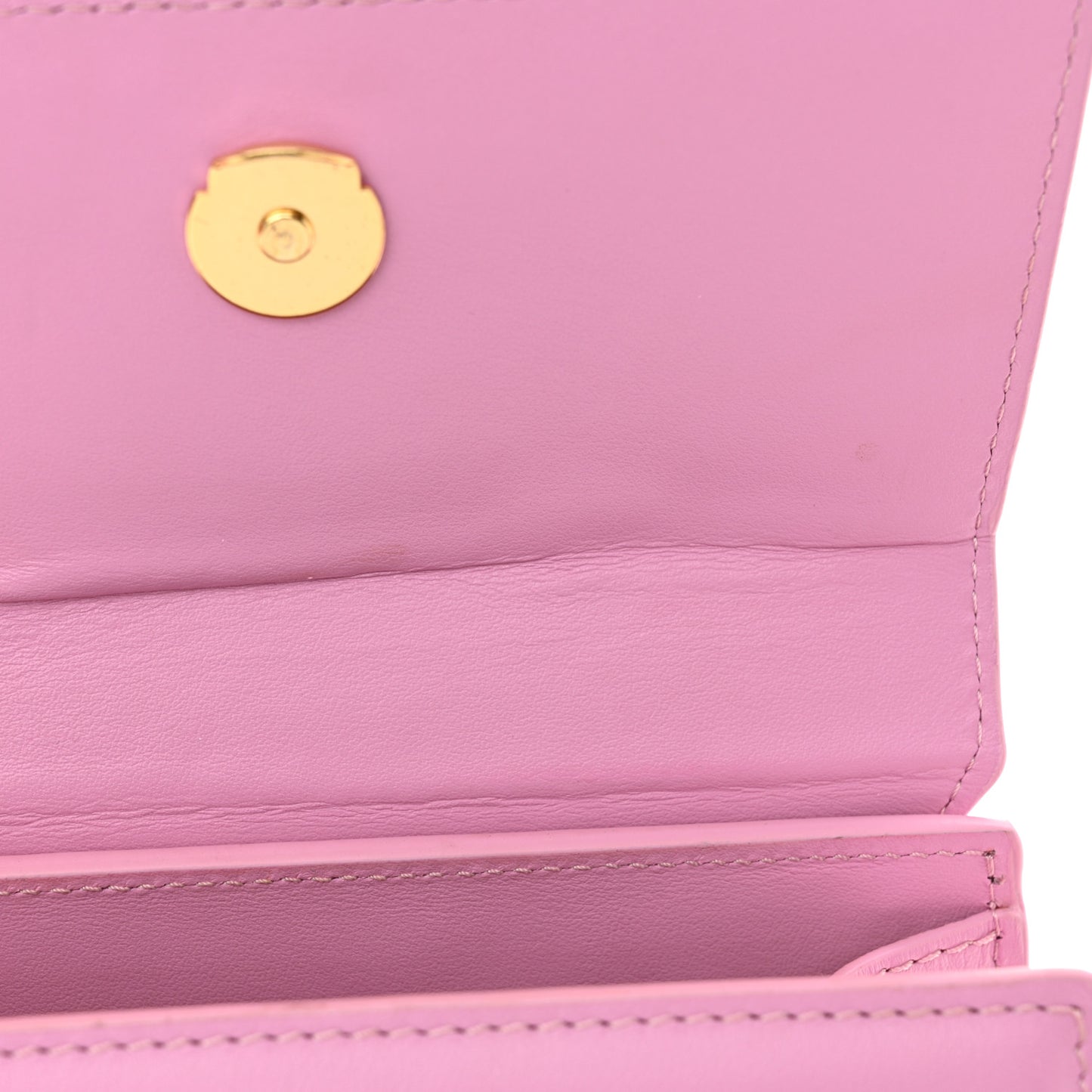 Smooth Calfskin Le Chiquito Noeud Light Pink