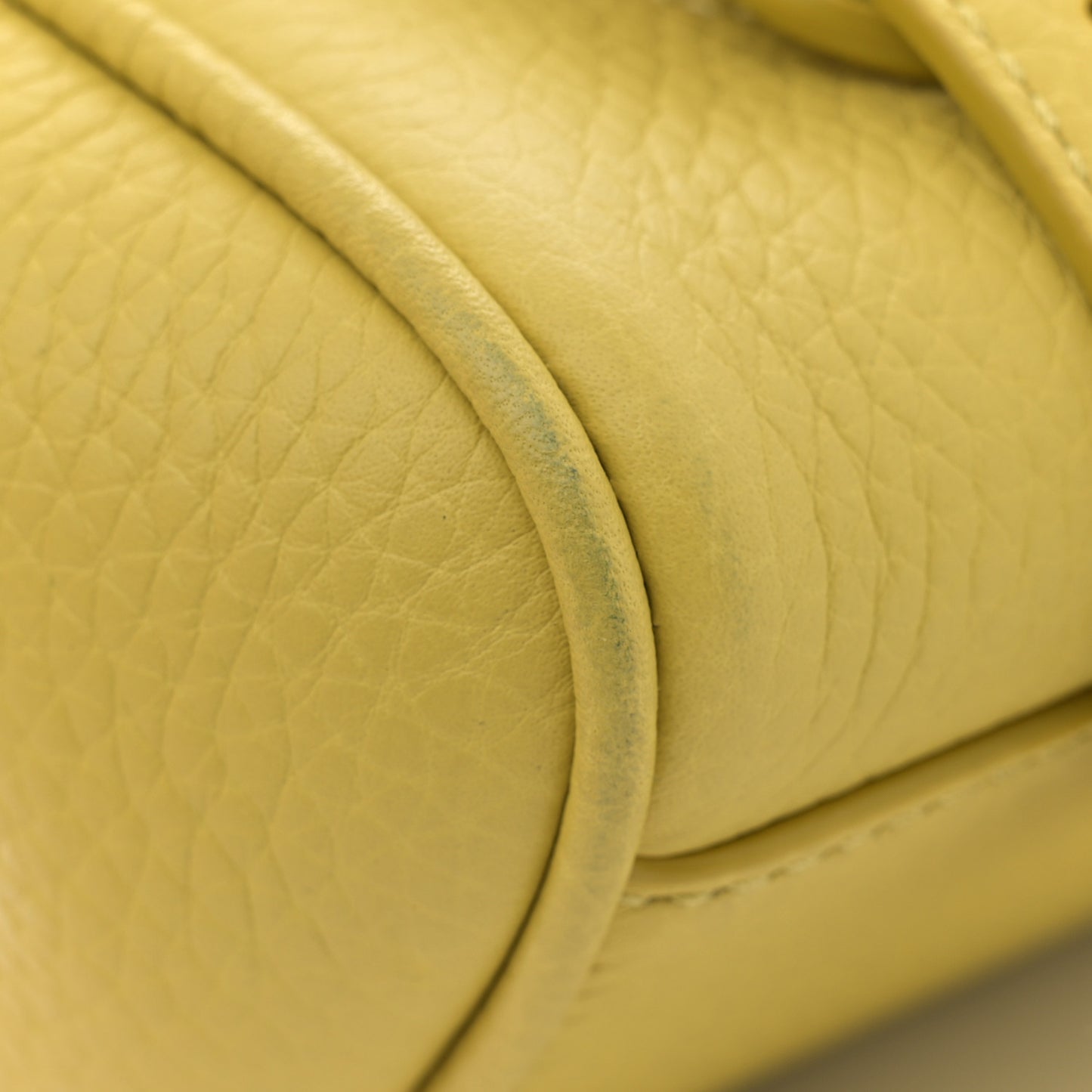 Heavy Grain Mini Alexa Meadow Green