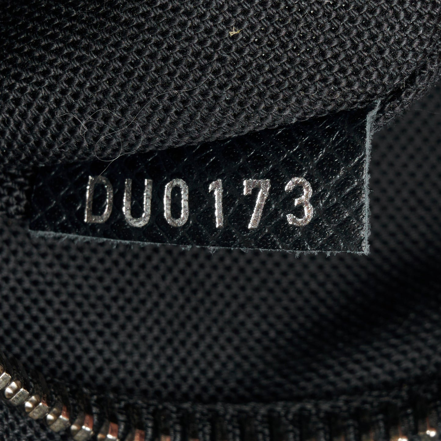 Taiga Roman PM Messenger Black