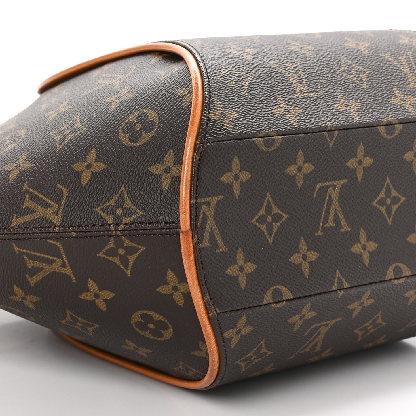 Monogram Ellipse MM