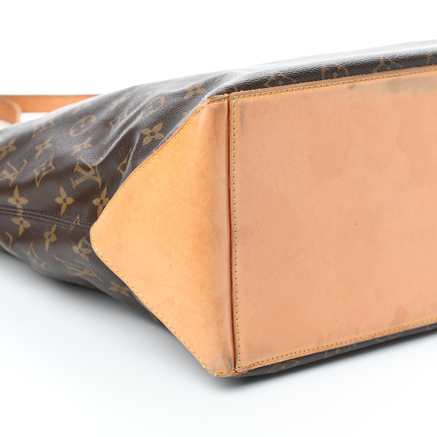 Louis Vuitton Monogram Cabas Mezzo 7 of 9