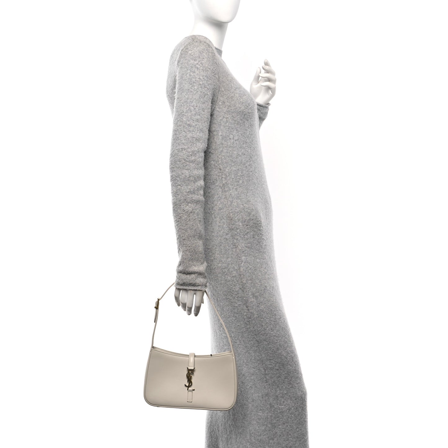 Smooth Calfskin Le 5 A 7 Hobo Crema Soft