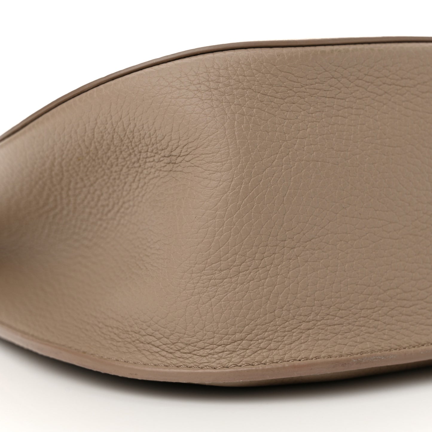 Grained Calfskin Hunting Bag II Stone