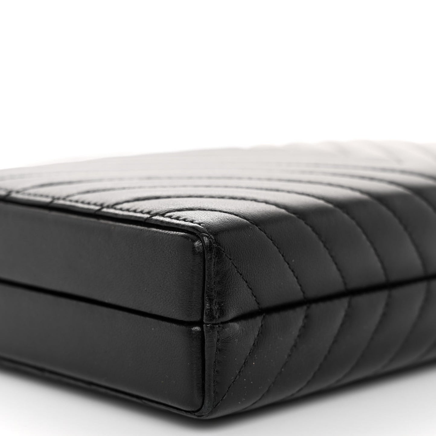 Lambskin Chevron Reissue Quilted Clutch Bag Black