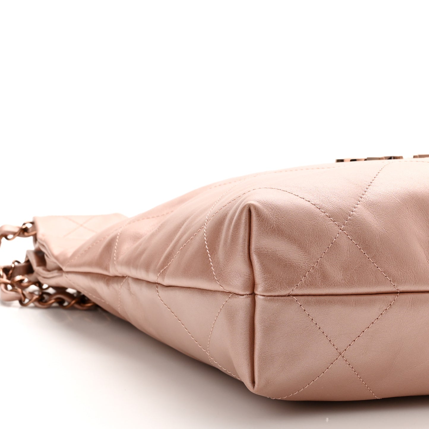 Metallic Calfskin Quilted Small Chanel 22 Pink