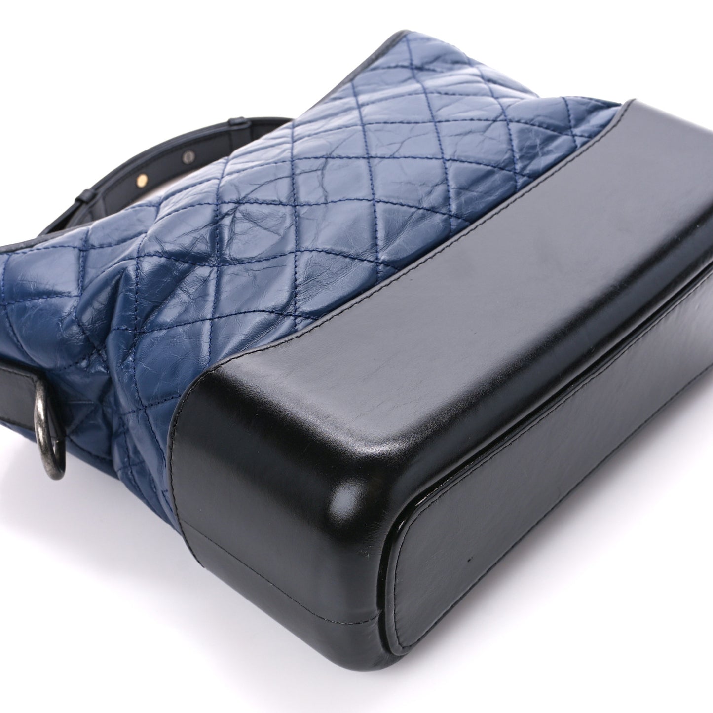 Aged Calfskin Quilted Medium Gabrielle Hobo Navy Black
