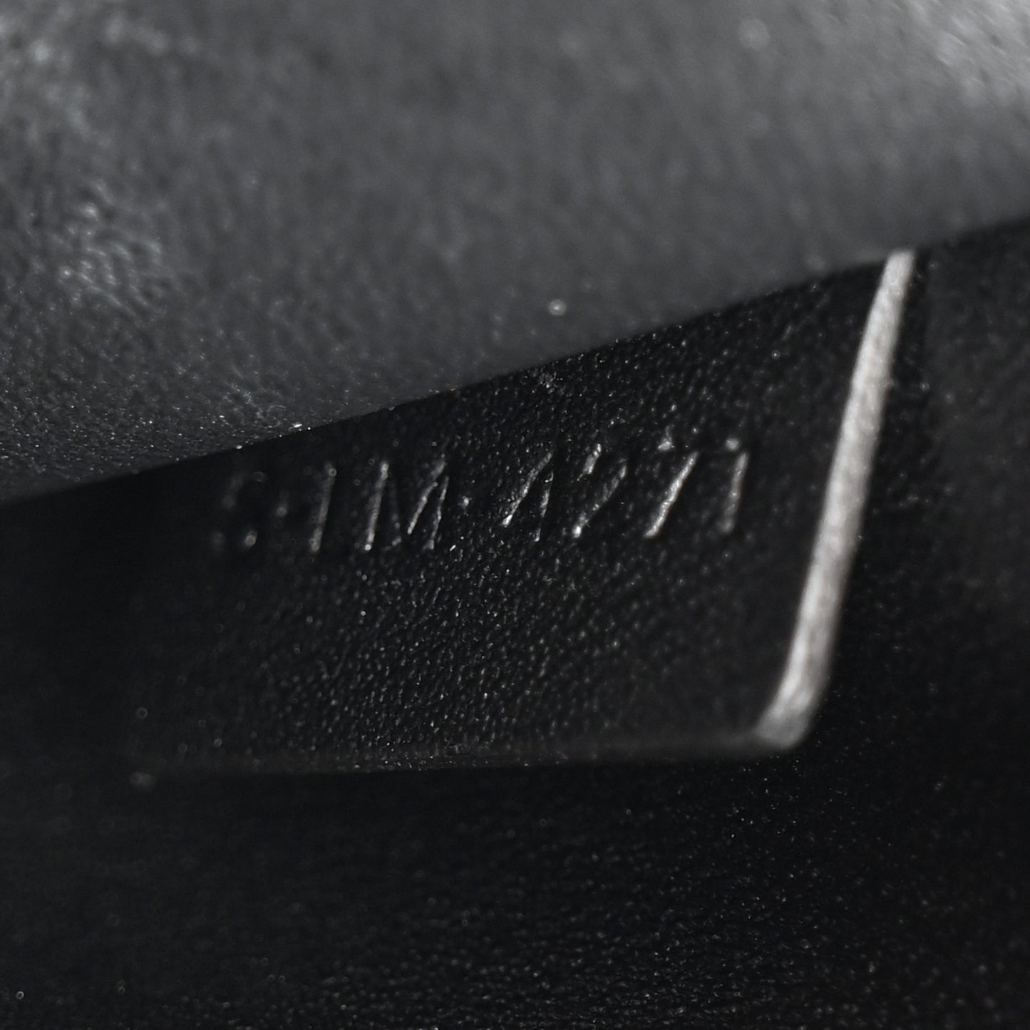 Shiny Calfskin Triomphe Chain Shoulder Bag Black