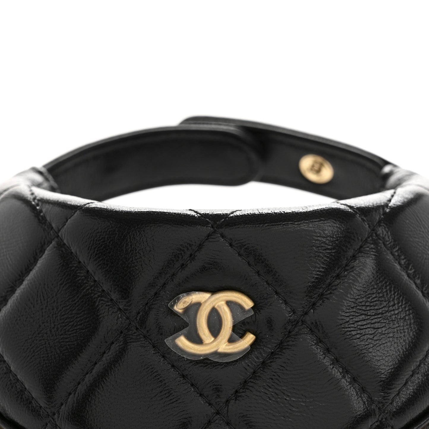 Shiny Crumpled Lambskin Quilted Chain Around Mini Pouch Black