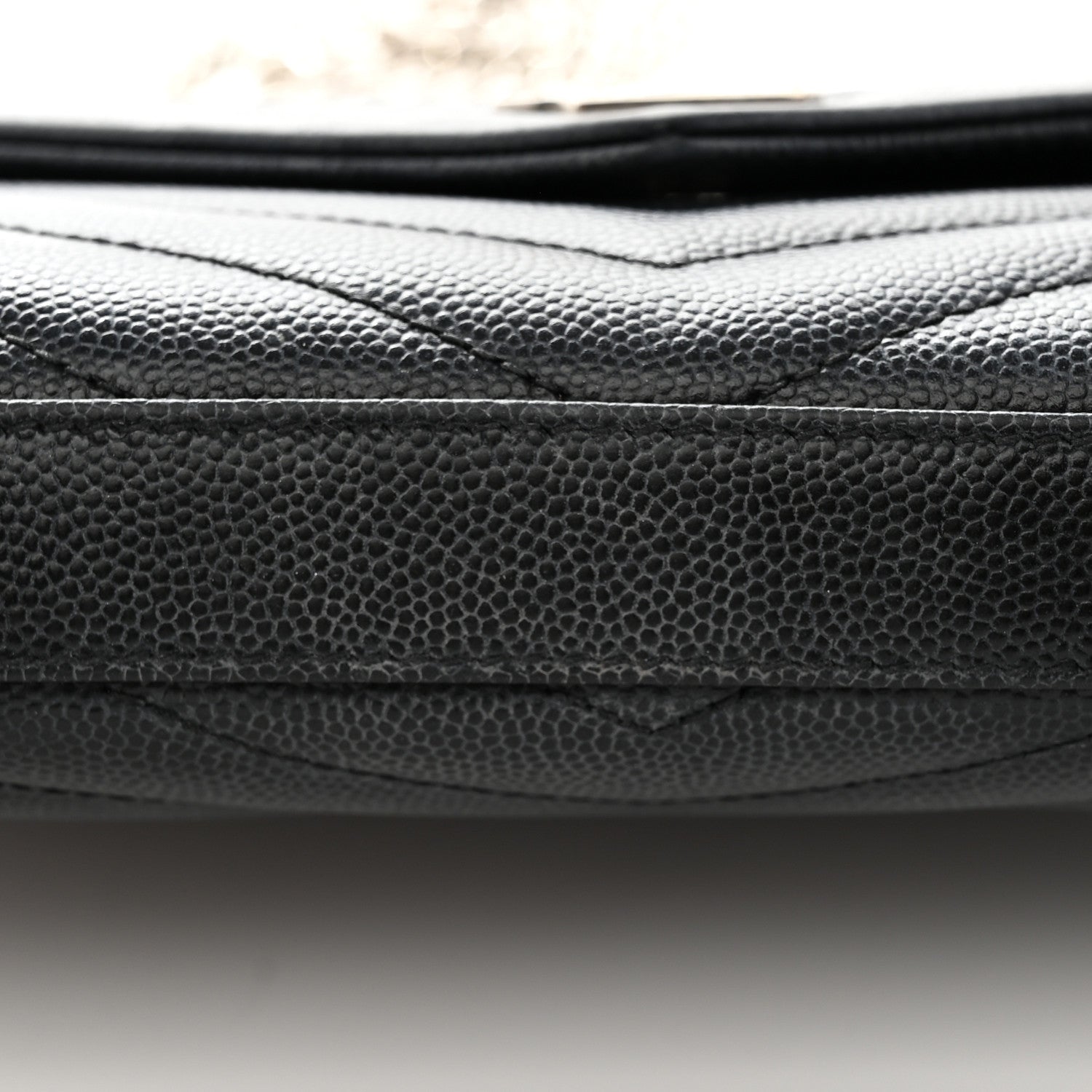 Saint Laurent Grain De Poudre Matelasse Chevron Monogram Chain Wallet Black 16 of 18