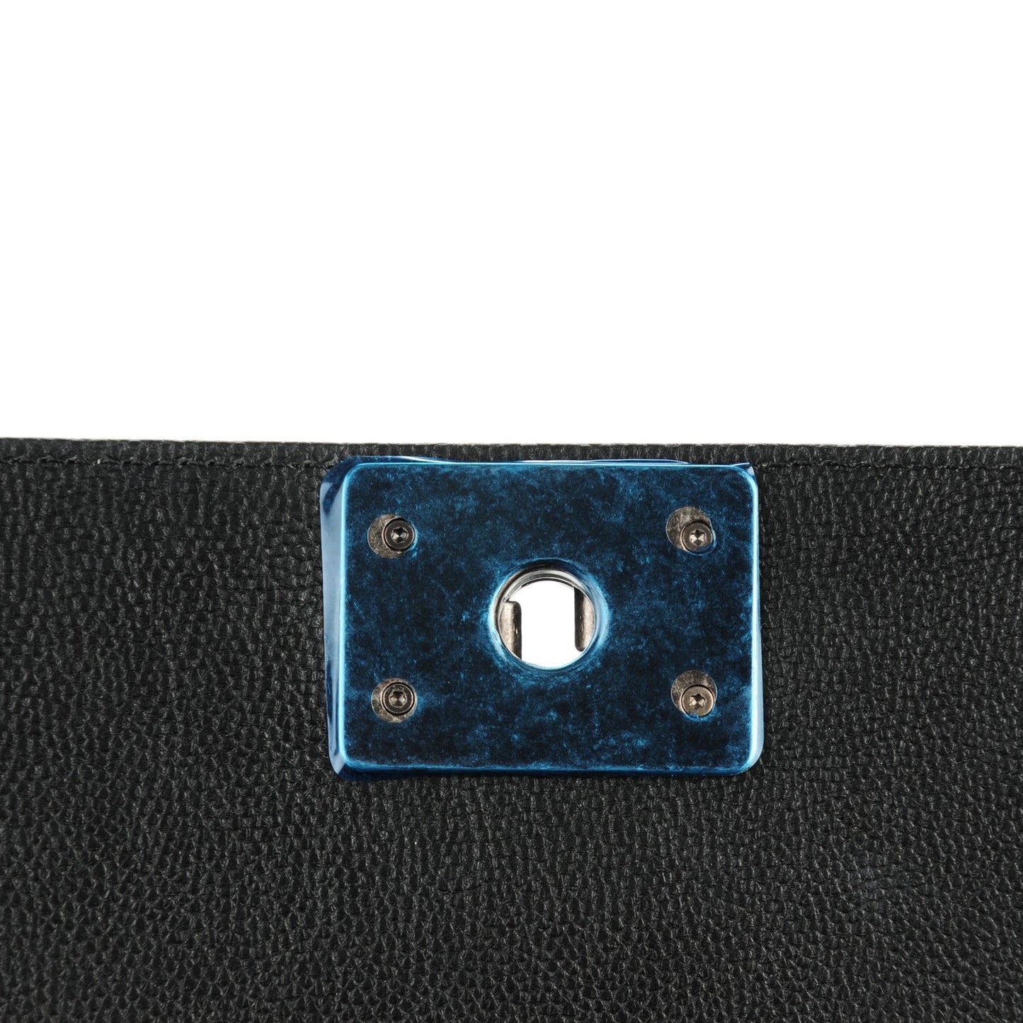 Caviar Quilted Medium Boy Flap Black