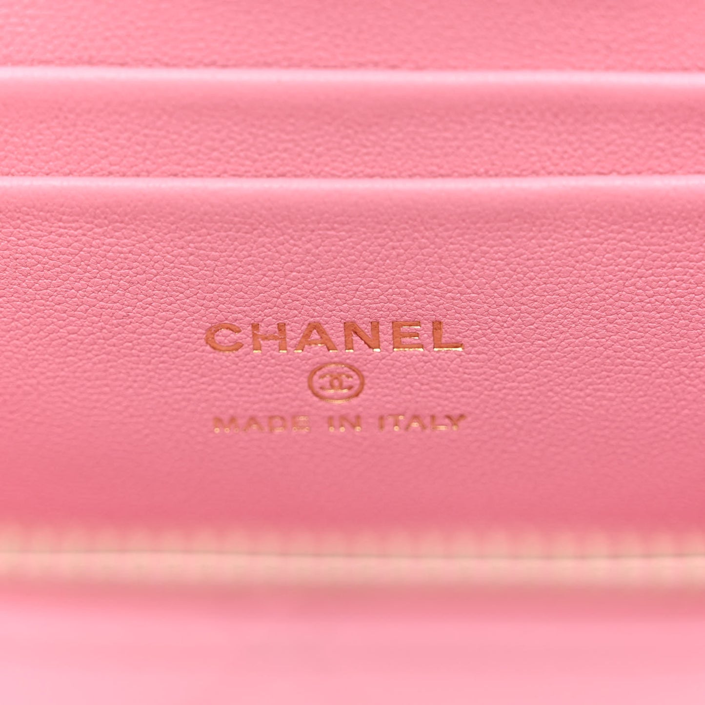 Lambskin Quilted Pick Me Up Vanity Case Pink