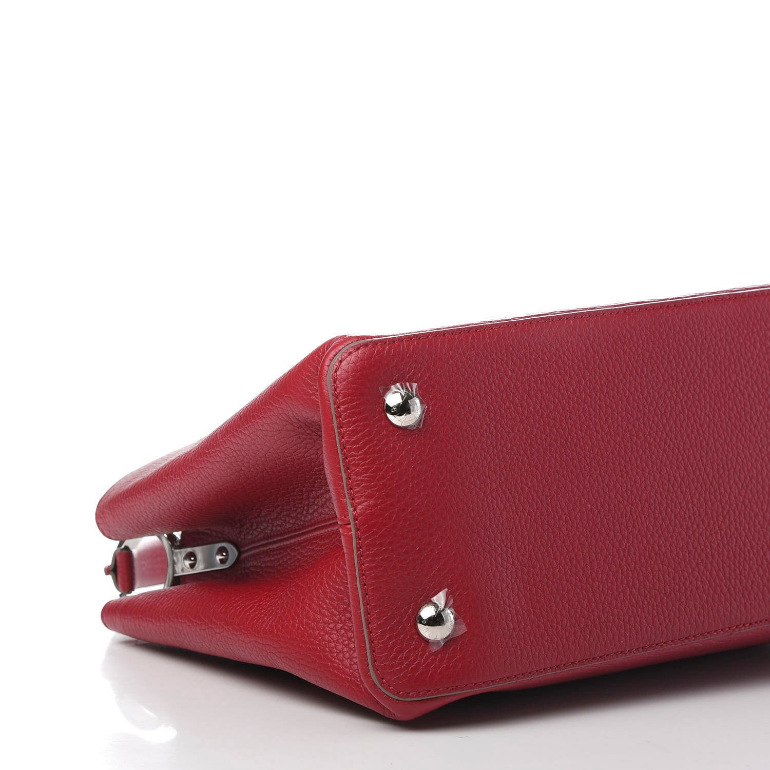 Louis Vuitton Taurillon Capucines MM Scarlet 8 of 13