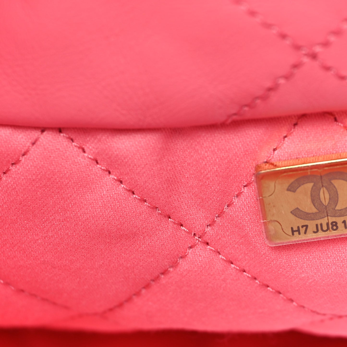Shiny Calfskin Quilted Large Chanel 22 Coral Pink
