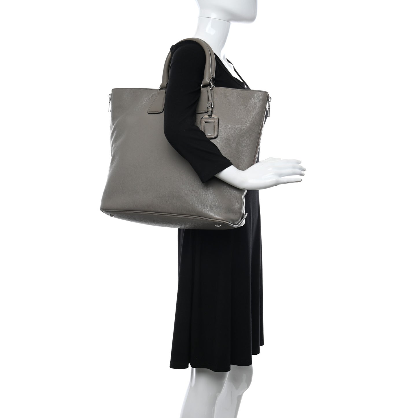 Vitello Daino Side Zip Tote Argilla