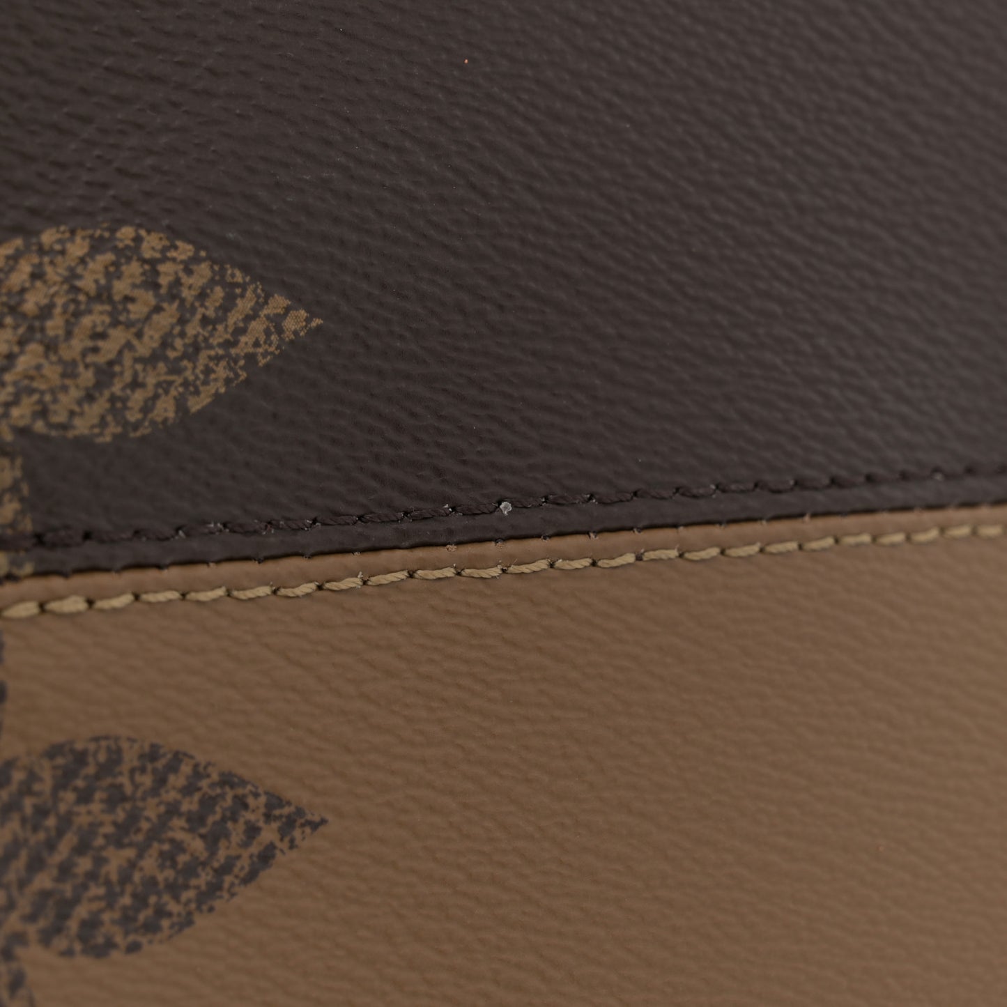 Reverse Monogram Giant Onthego GM