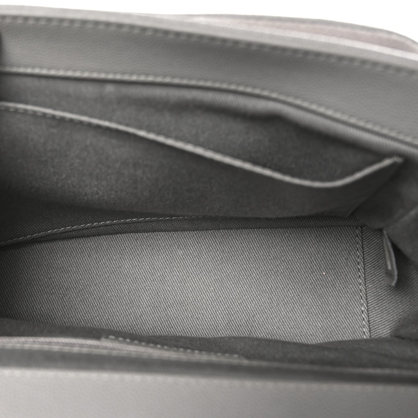 Caviar Quilted Medium Business Affinity Flap Grey