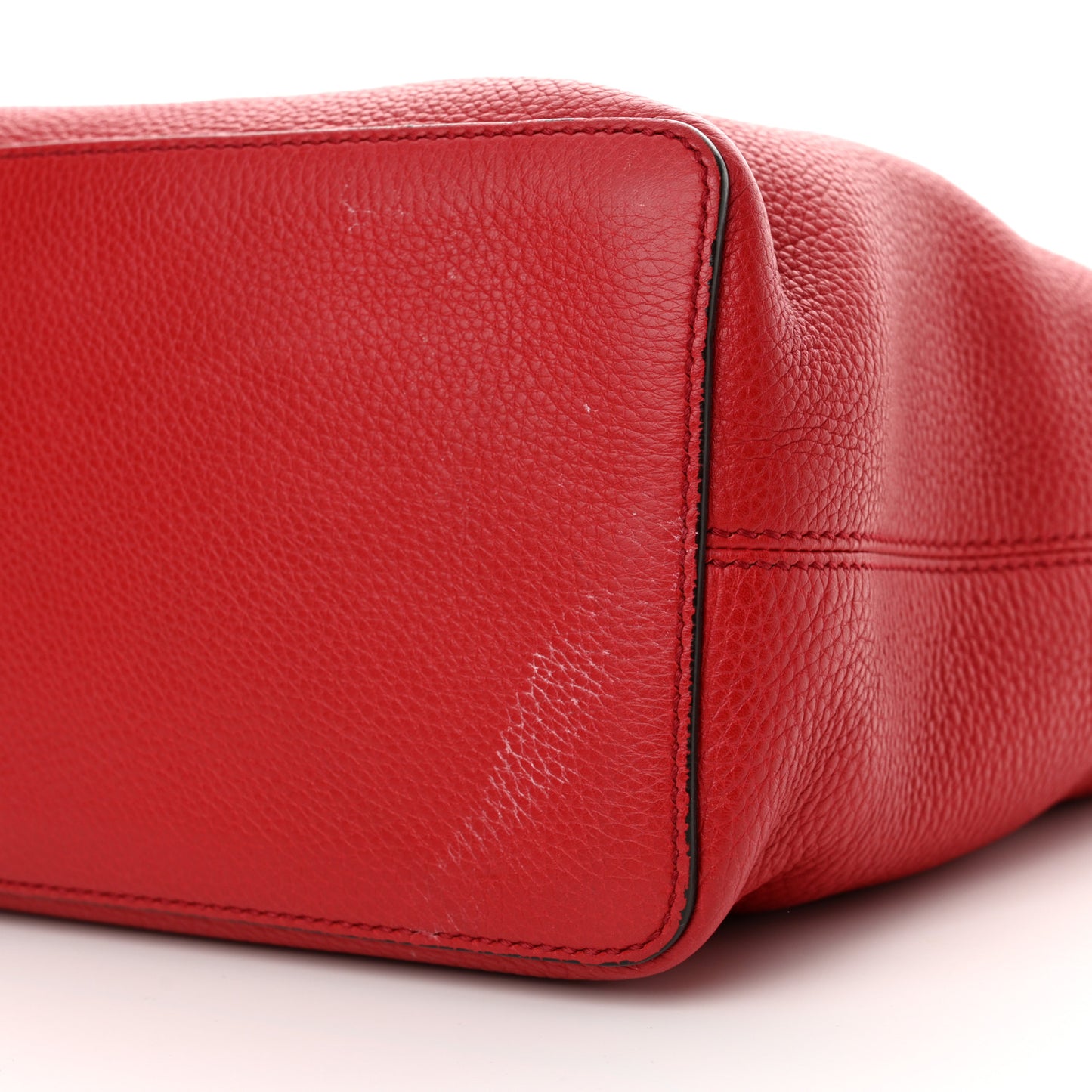 Pebbled Calfskin Large Soho Hobo Tabasco Red
