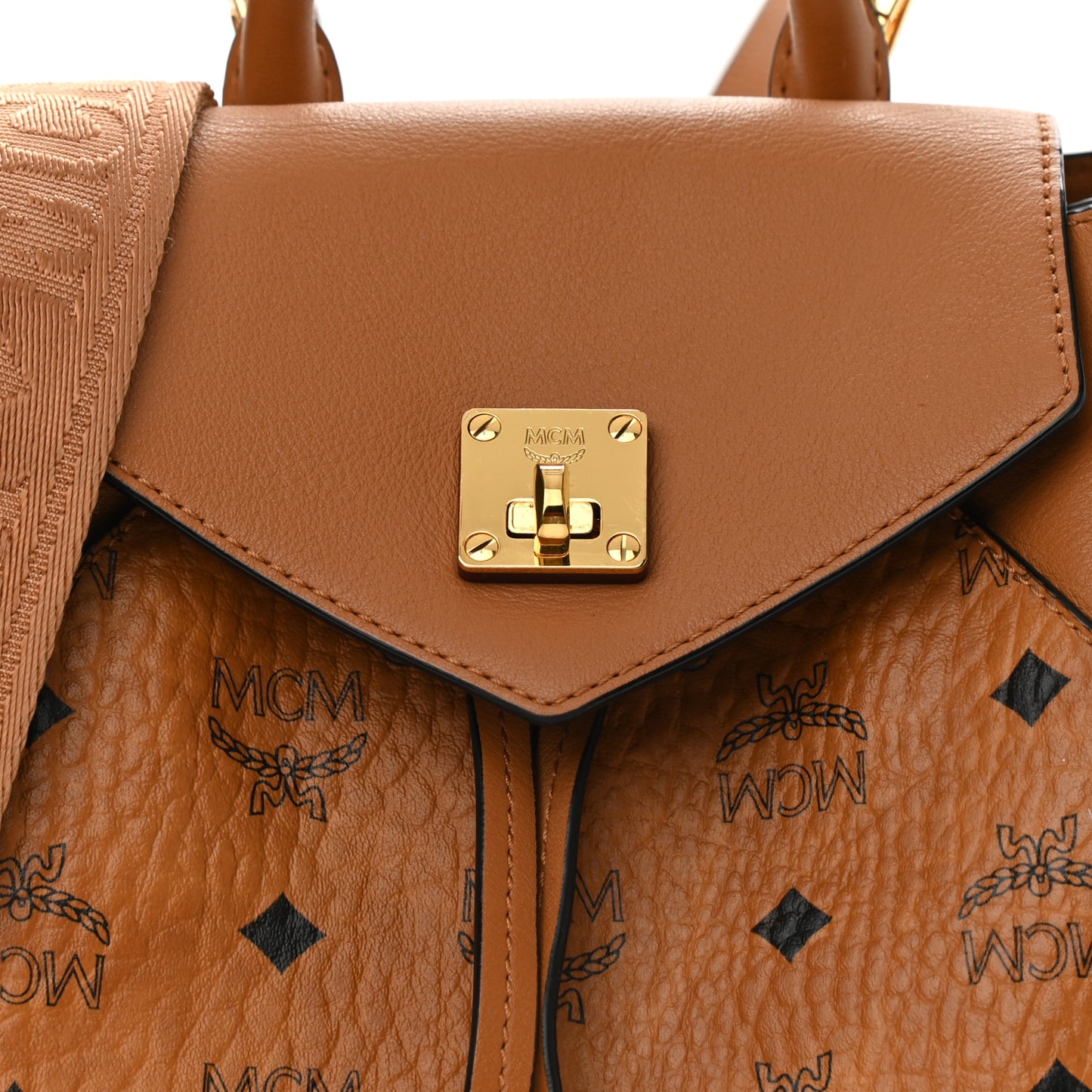 Visetos Small Essential Backpack Cognac