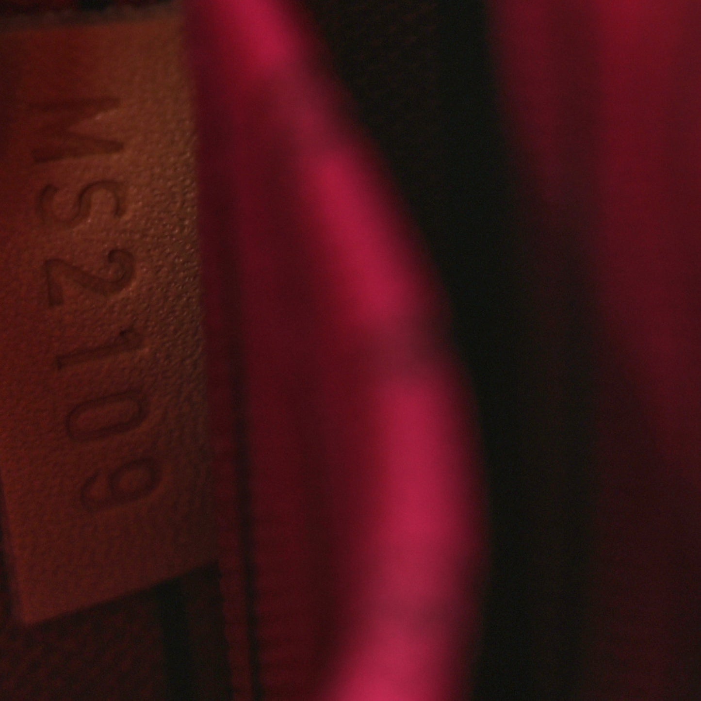 Monogram Neverfull PM Pochette Pivoine