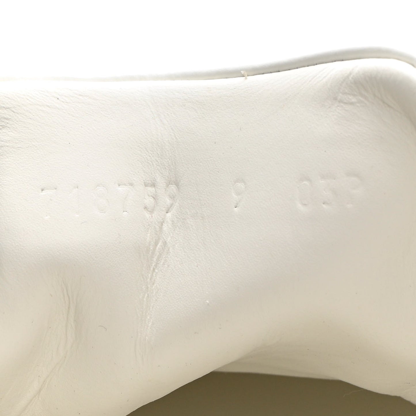 Calfskin Interlocking G Perforated Mens Ace Sneakers 9 White Grey Sky