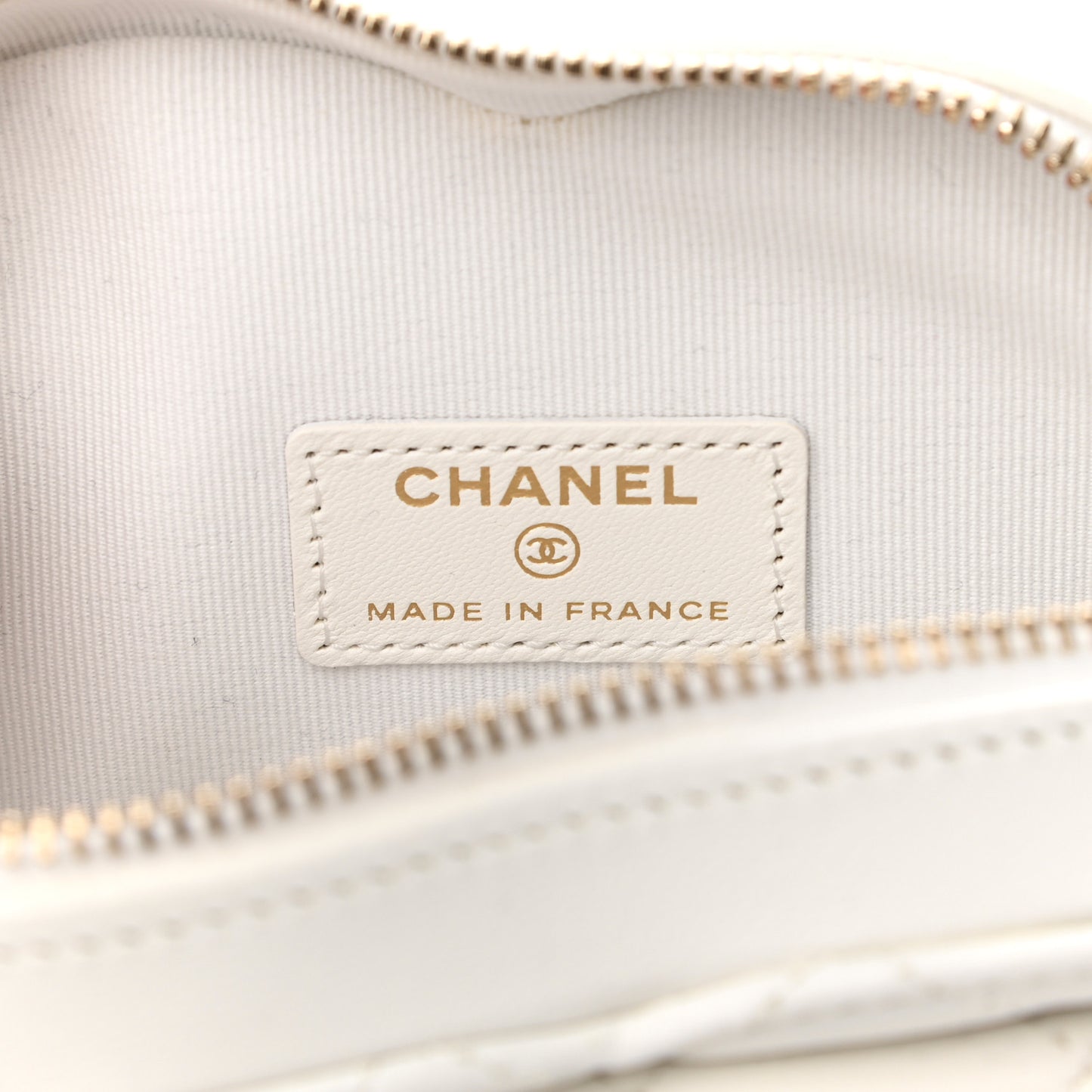 Lambskin Quilted CC In Love Heart Clutch With Chain White