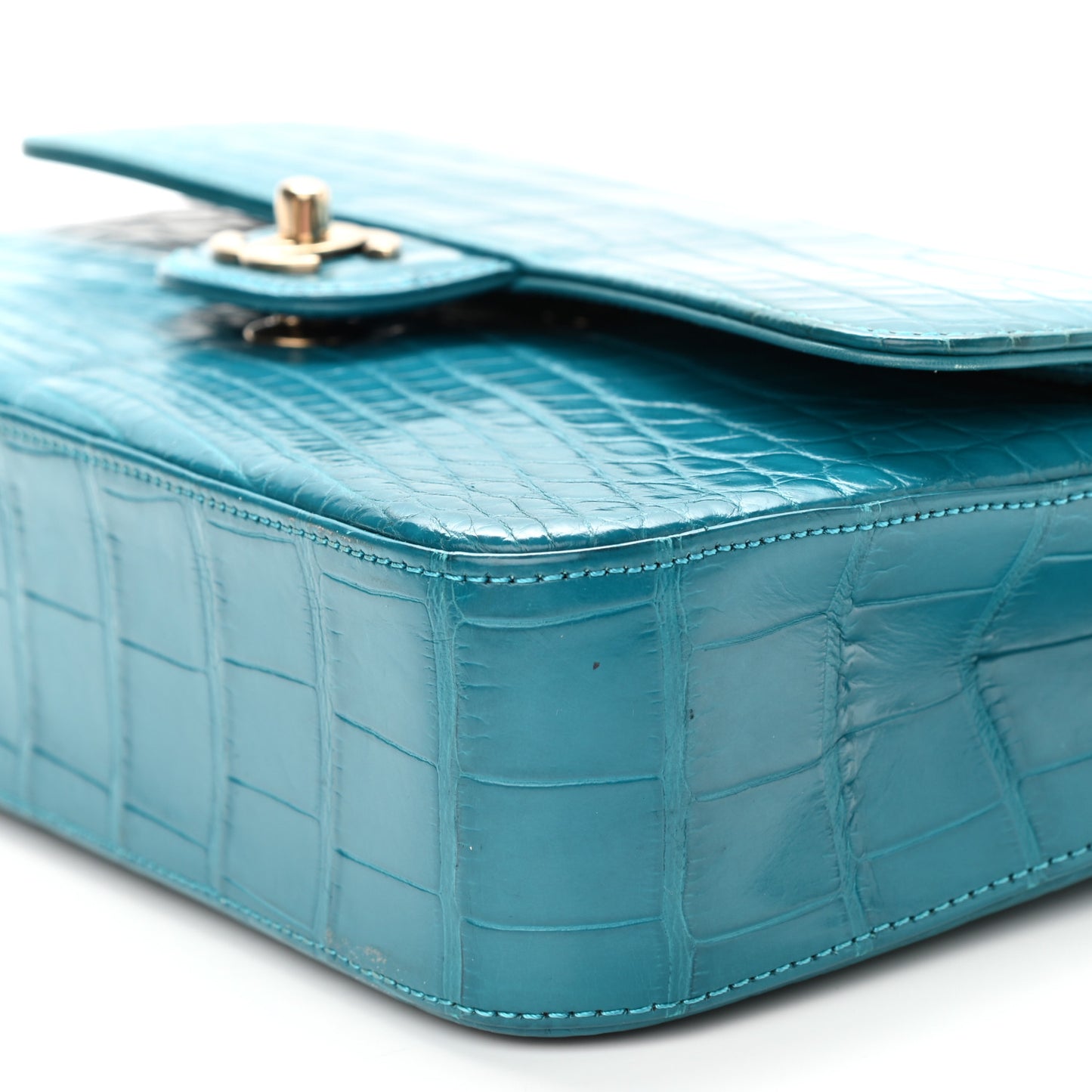 Alligator Medium Double Flap Blue