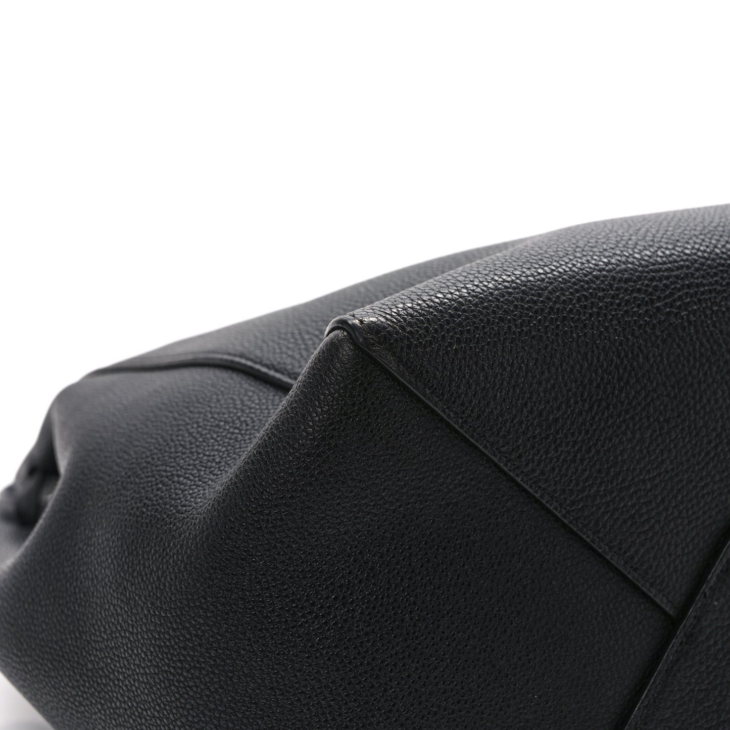 Soft Grained Calfskin Medium Belt Cabas Phantom Black