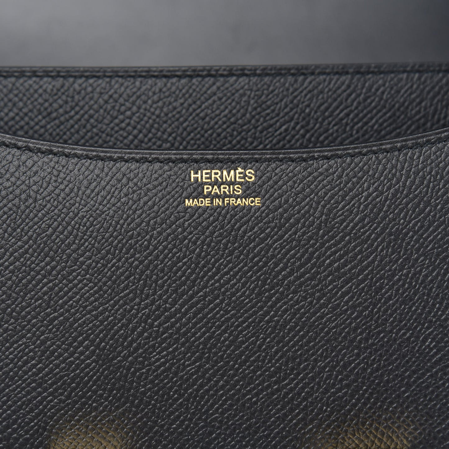 Epsom Constance 24 Black