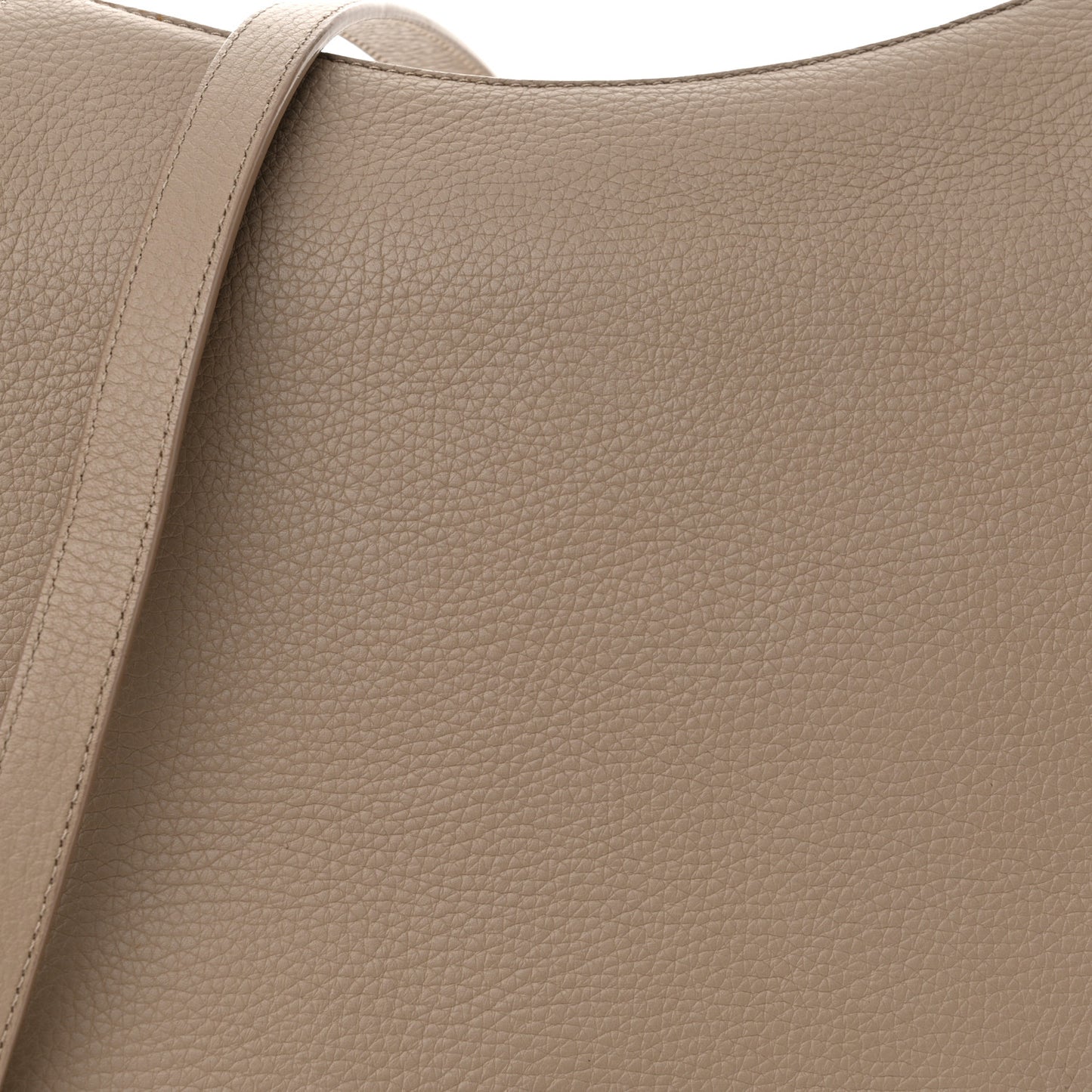 Grained Calfskin Hunting Bag II Stone