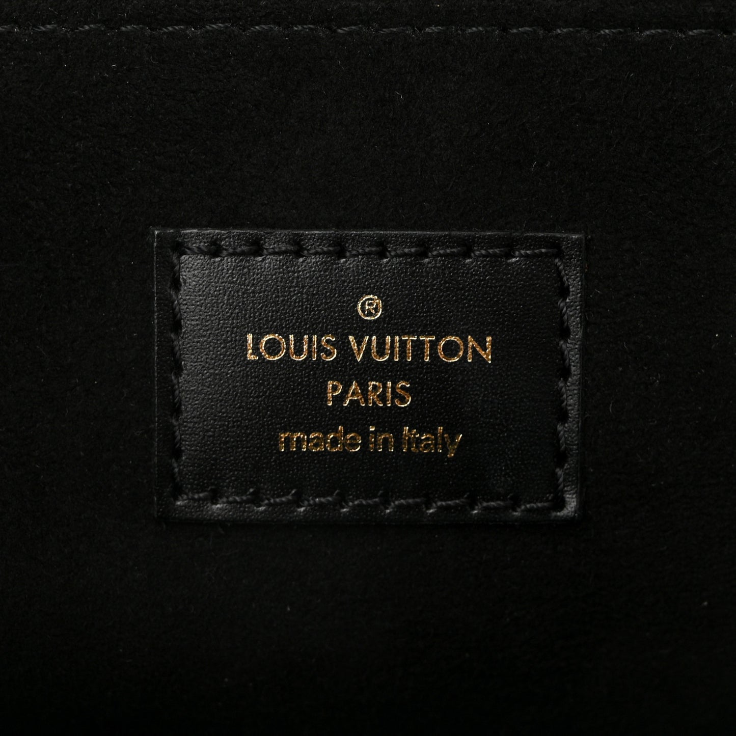 Reverse Monogram Pochette Metis